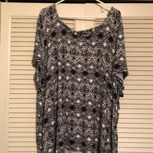 Avenue short sleeve black/white shirt